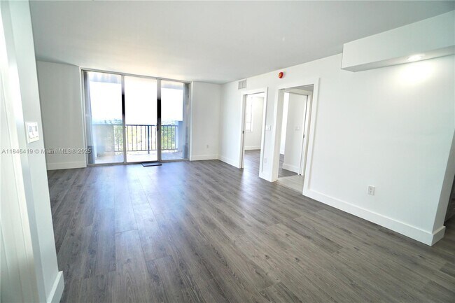 Building Photo - 2750 NE 183rd St