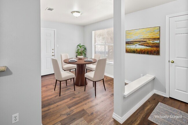 Building Photo - 2032 Legacy Ln