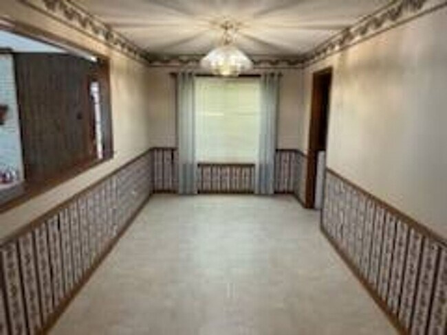 Foto del edificio - Available Now!