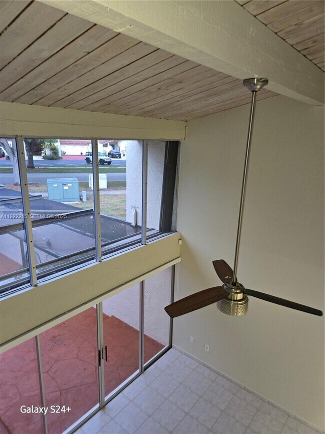 Foto del edificio - 7601 SW 105th Ave