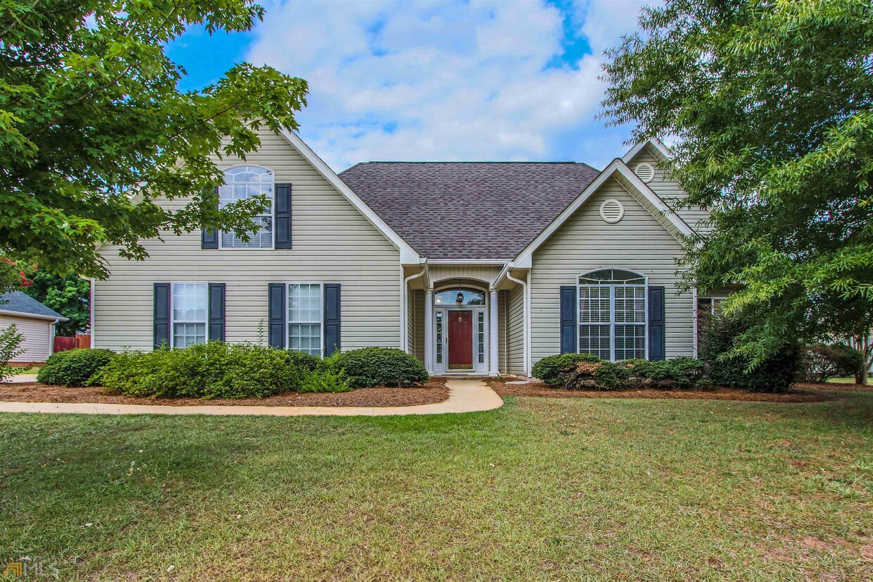 Primary Photo - 247 Spring Chase Cir