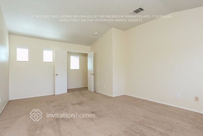 Foto del edificio - 741 Chatham Way