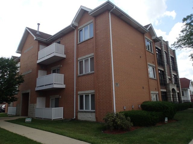 Building Photo - 2843 N Harlem Ave