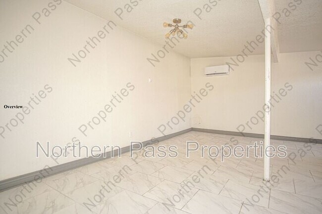 Foto del edificio - 2111 Portland Ave