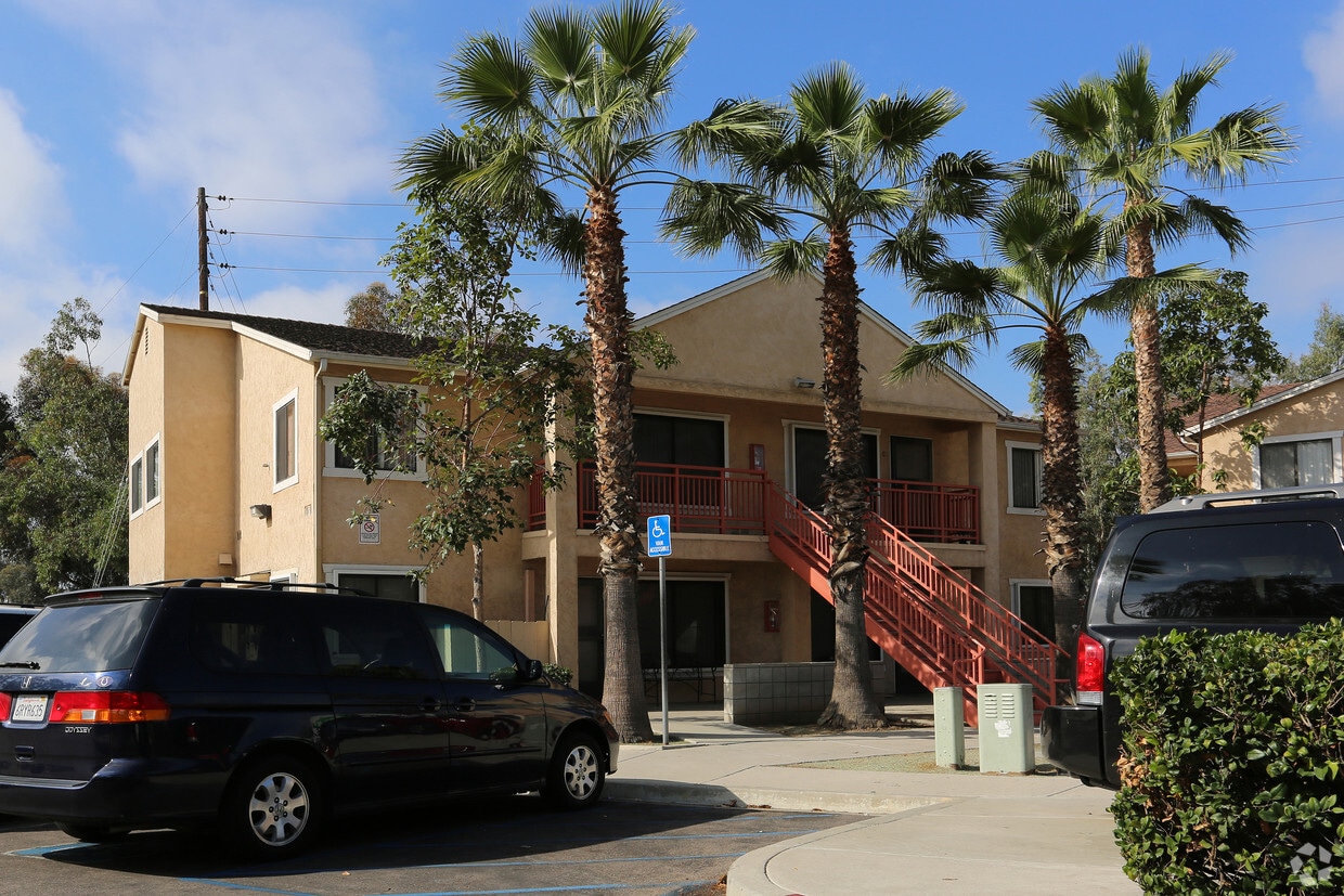 Primary Photo - Garden View Apartments