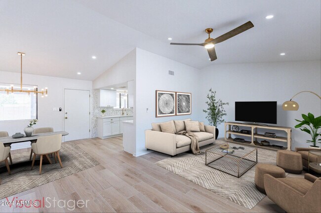 Building Photo - 16607 E Cotswold Ct