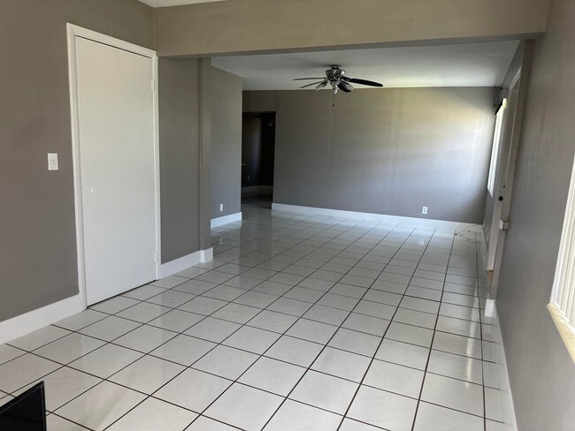 Building Photo - 3461 Ocean Pky