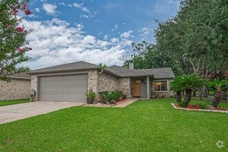 Building Photo - 3407 Hillstone Dr