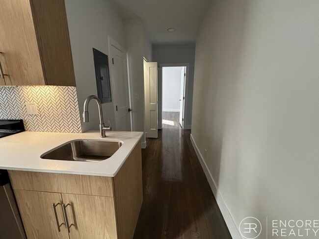 Foto del edificio - 111 Park Dr