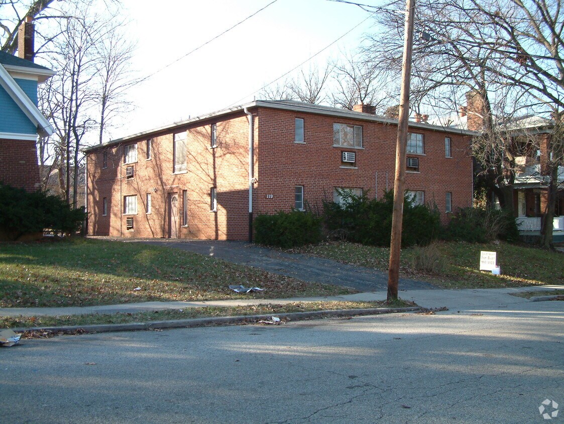 Building Photo - 119 Louis Ave