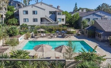 Building Photo - 242 Dolphin Cove Ct