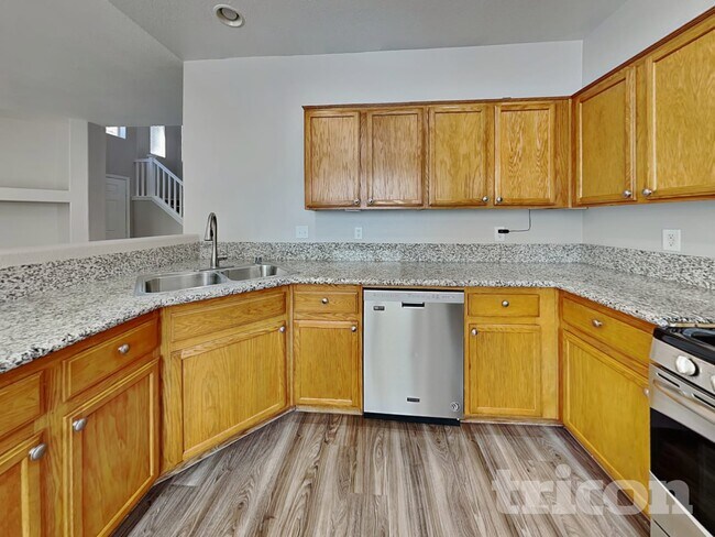 Foto del edificio - 623 Marlberry Pl