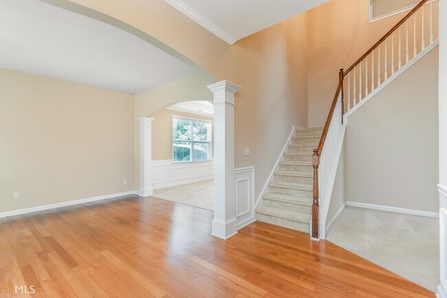Foto del edificio - 2714 Summit Pkwy SW