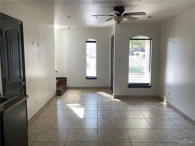 Foto del edificio - 13 N 49th St