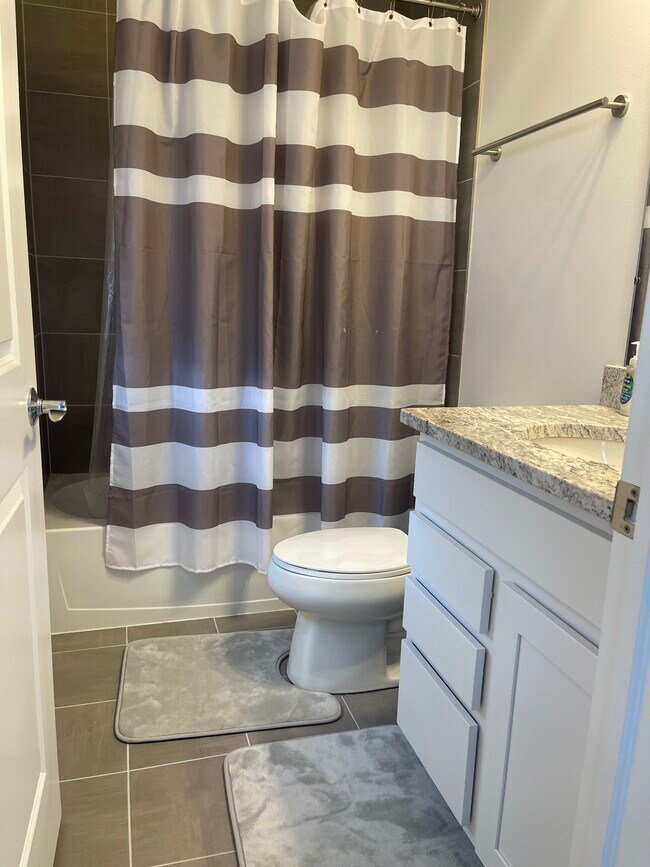 Bathroom 2 - 47660 Alden Ter S