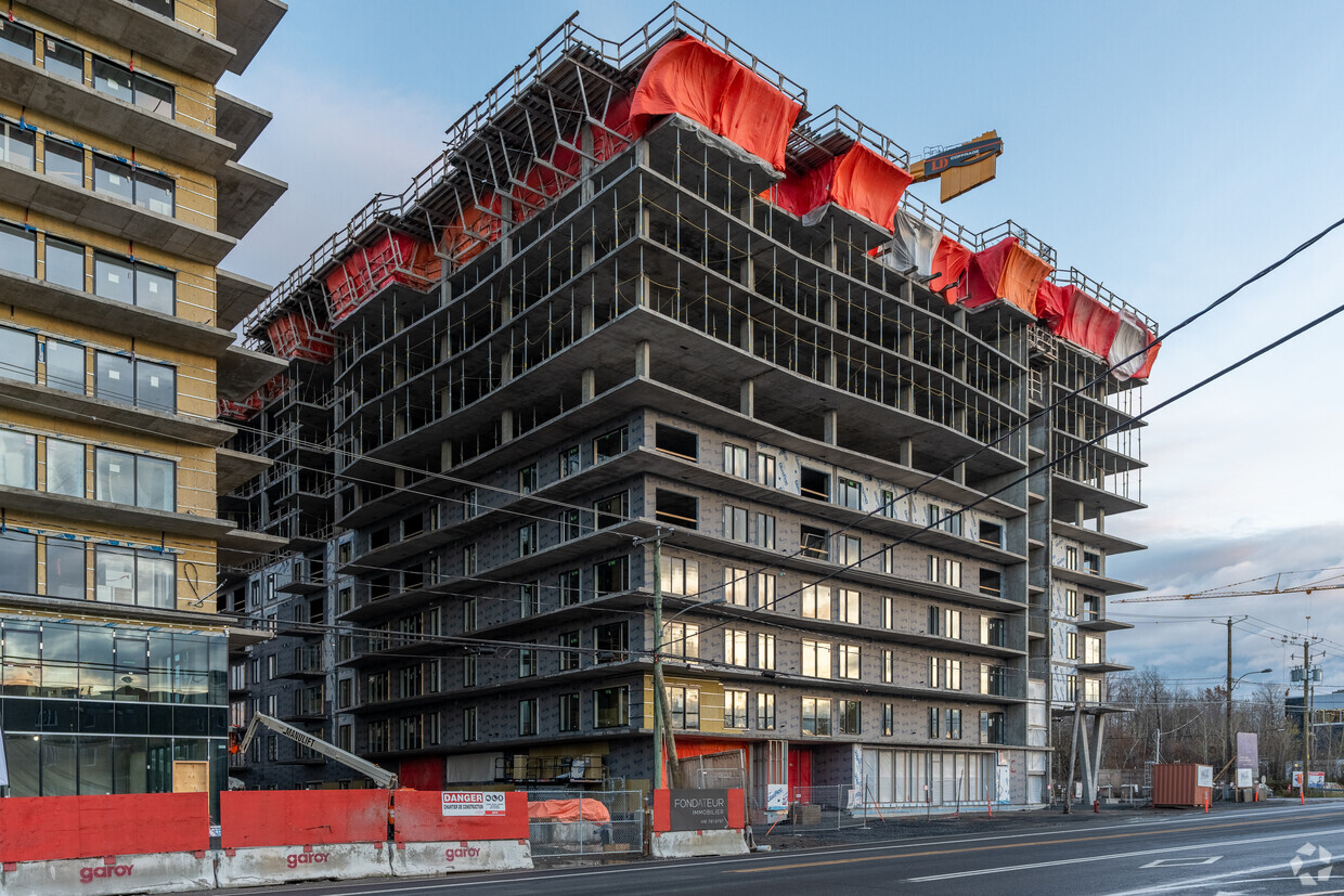 Building Photo - Somex Saint-Nicolas