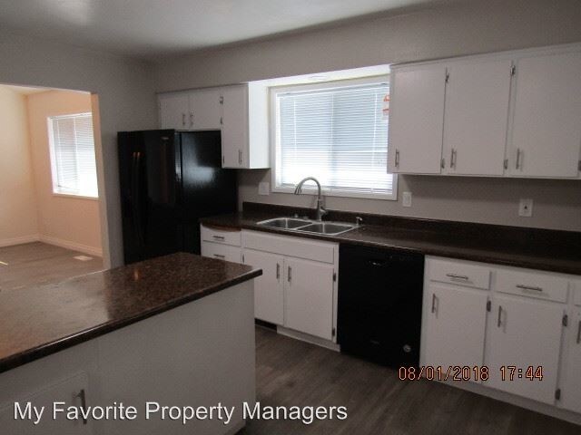 Foto del edificio - 4 br, 2.5 bath House - 415 Harvard Pl.
