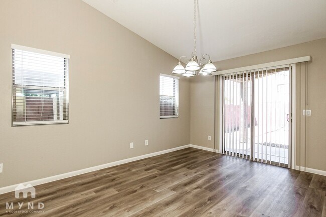 Foto del edificio - 3412 W Fraktur Rd