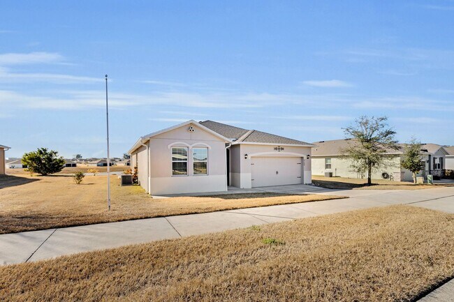 Foto del edificio - 3/2 Home In Upscale 55+ Gated Community
