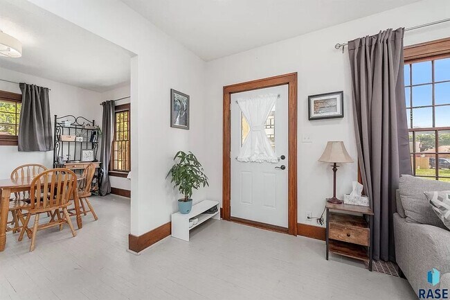 Foto del edificio - 1503 S Spring Ave
