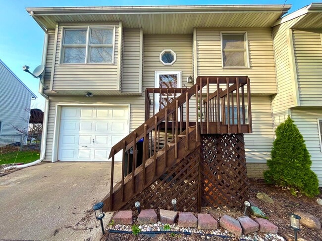 Photo - 2319 10th St House