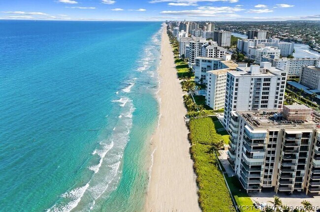 Building Photo - 3009 S Ocean Blvd
