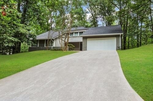 Building Photo - 919 Millard Rd
