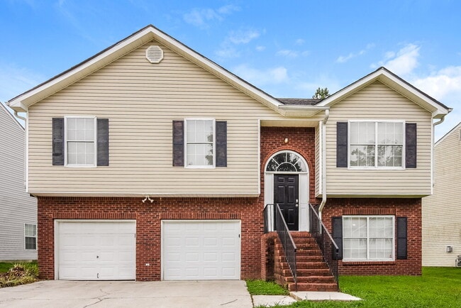 Building Photo - 1558 Blossom Dr