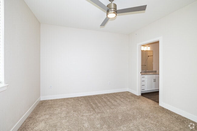 2BR, 2BA - 1,098SF - Castlewood - Primary Bedroom - Prose at Parkvale