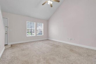 Building Photo - 3388 Sawtooth Dr