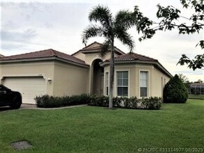 Building Photo - 6204 Santa Margarito Dr