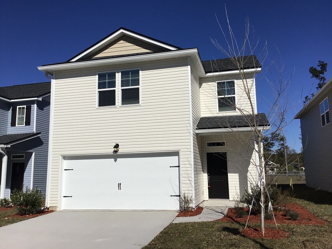 2861 Calebs Cove Way House for Rent in Jacksonville, FL