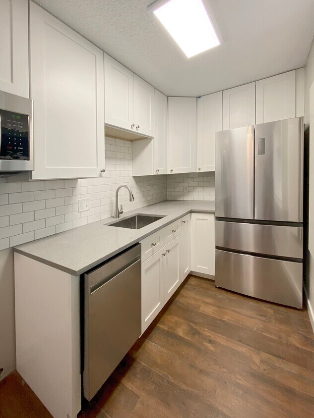 Foto principal - 2225 S Jasmine St