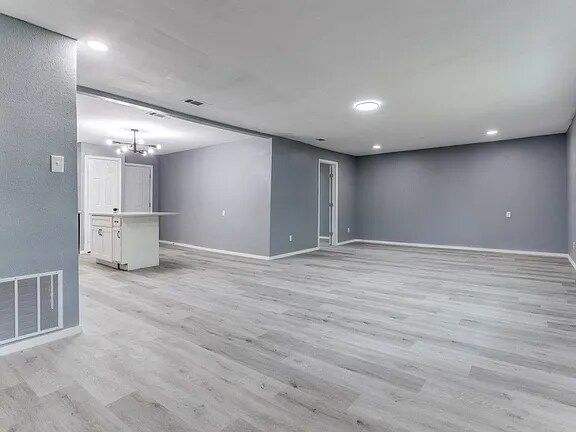 Building Photo - 5539 Co Rd 928