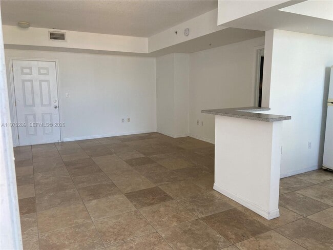 Building Photo - 1 Glen Royal Pkwy