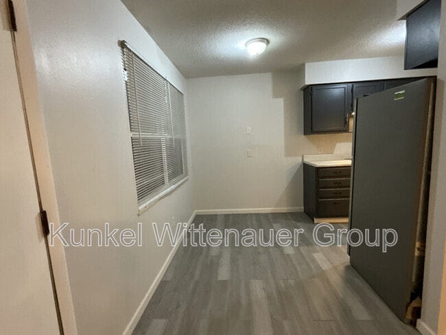 Building Photo - 1320-10 N 1st St