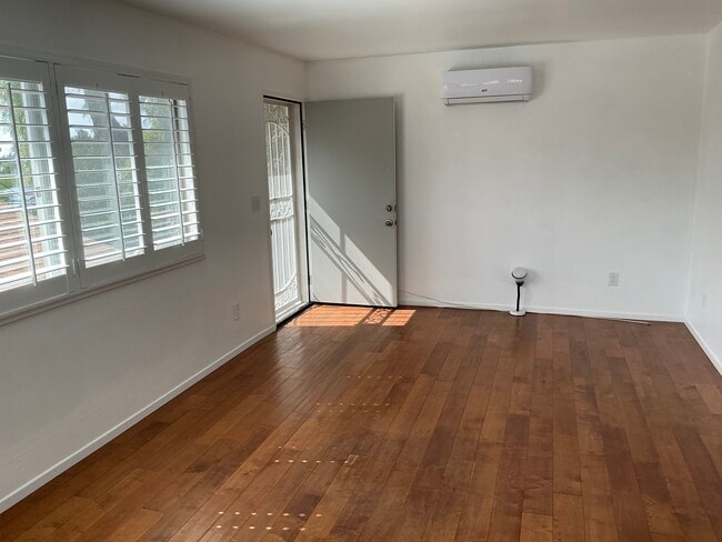 Building Photo - 2605 Cinderella Way