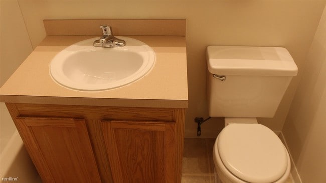 Foto del edificio - 3940 E Camelot Cir