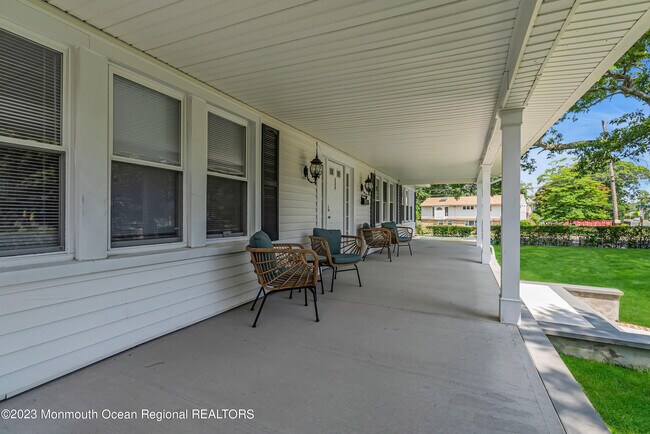 Foto del edificio - 309 Cedar Ave