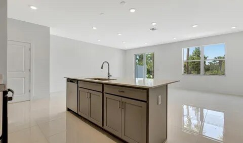 Building Photo - 222 Preserve Trl S
