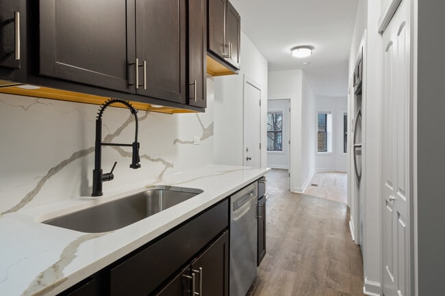 Foto del edificio - 1904 N Whipple St