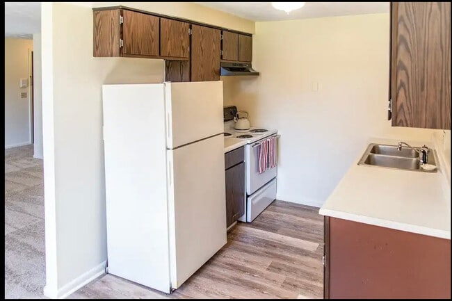 Building Photo - Chili Commons