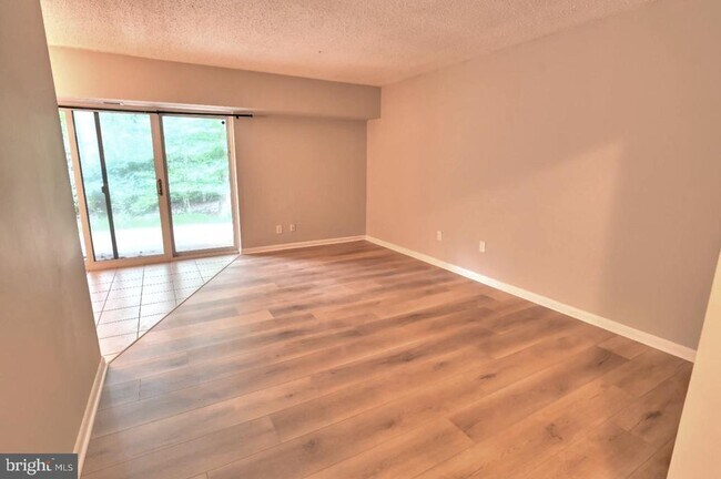 Foto del edificio - 11658 Stoneview Square