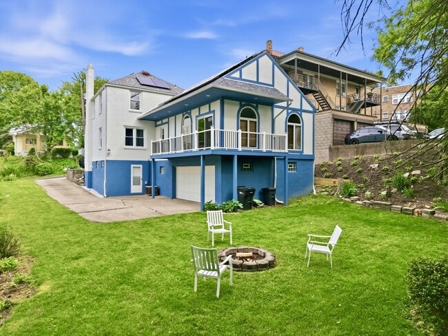 Building Photo - 407 Cornell Ave