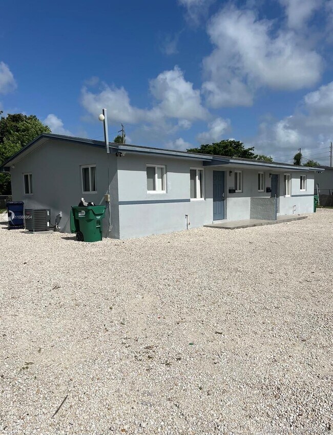 Building Photo - 22120 SW 115th Ct