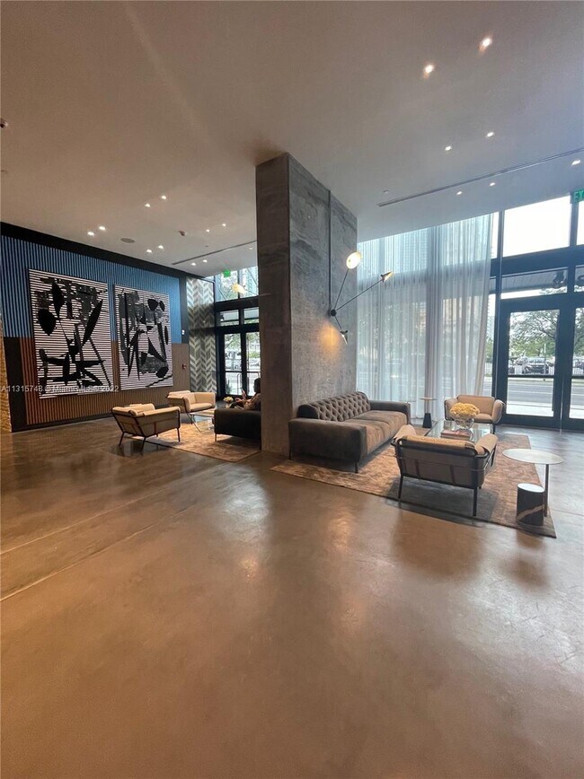 Foto del edificio - 398 NE 5th St