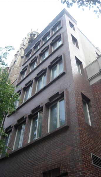Building Photo - 591 Park Ave