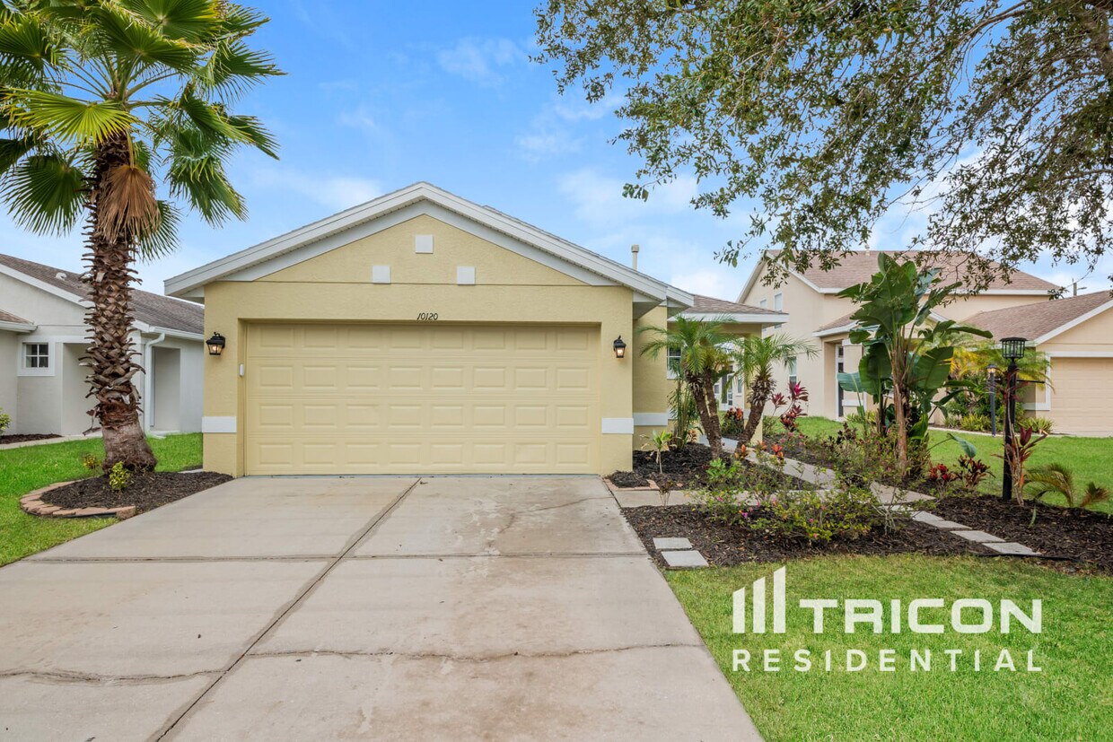 Foto principal - 10120 37th Court E Parrish FL