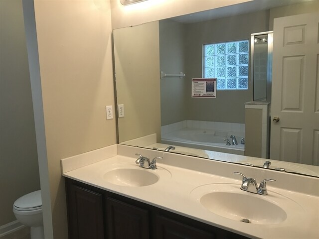 Foto del edificio - 3699 Silver Bluff Blvd
