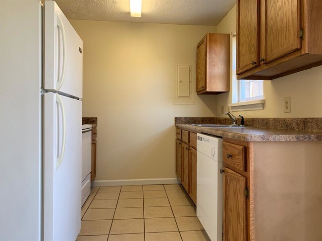 Foto del edificio - 328 Christmas Ridge Rd